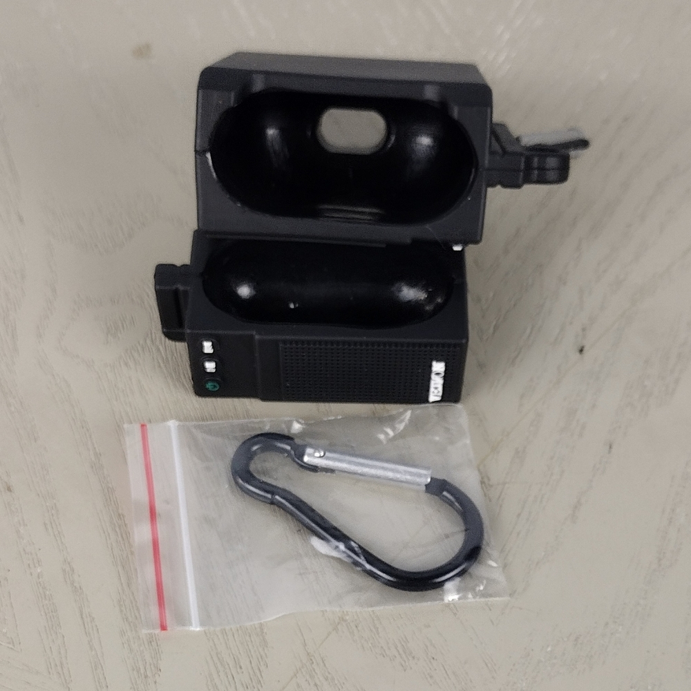 Camera Airpod Case Cover - Picture 2 of 2